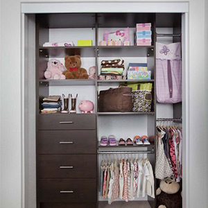 Small closet organization ideas for a kid's closet.