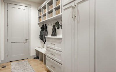 Stylish Entryway & Mudroom Closet Ideas for an Organized Welcome